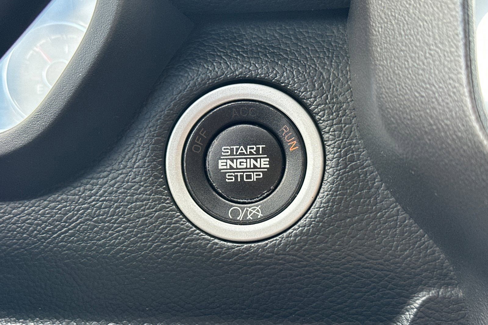Used 2020 RAM 2500 Laramie w/ Night Edition AWD/4WD image 29