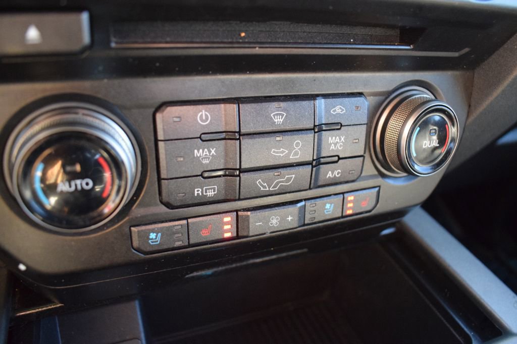 Used 2018 Ford F150 Raptor w/ Equipment Group 802A Luxury image 21