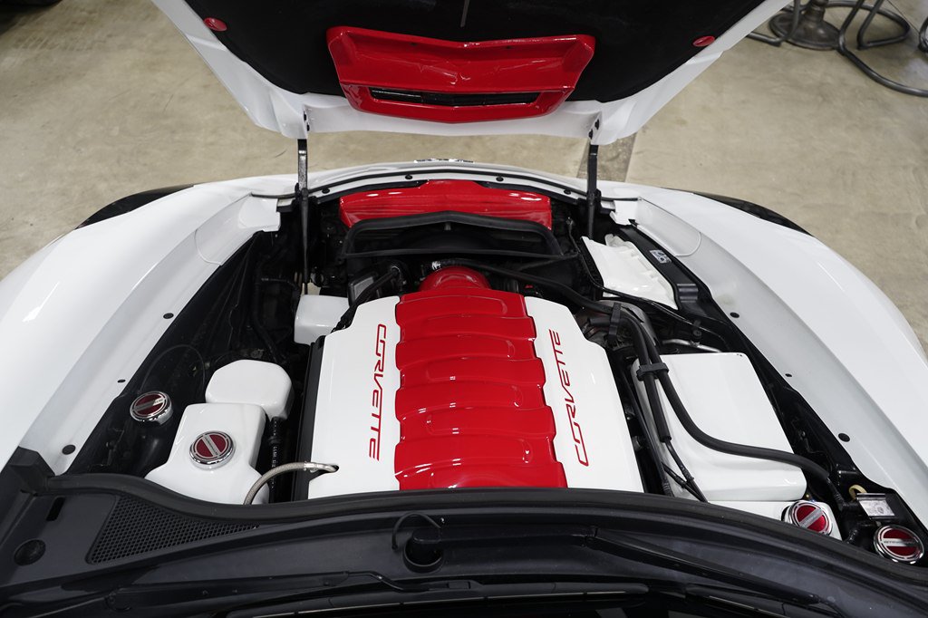 Used 2014 Chevrolet Corvette Stingray Coupe RWD image 18