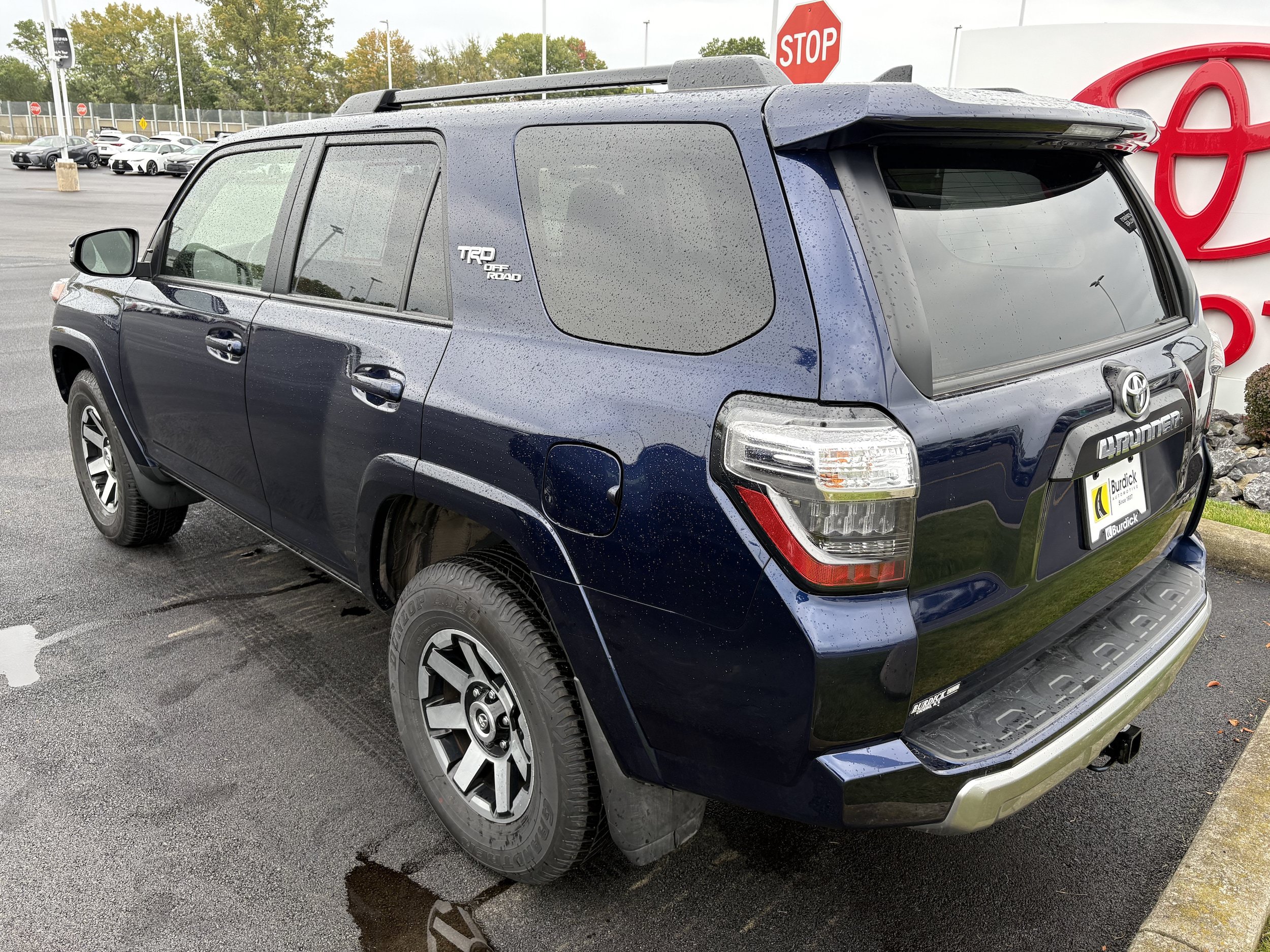 Certified 2023 Toyota 4Runner TRD Off-Road Premium w/ Moonroof Package AWD/4WD image 6