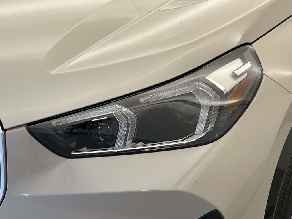 New 2026 BMW X1 xDrive28i w/ Convenience Package AWD/4WD image 9