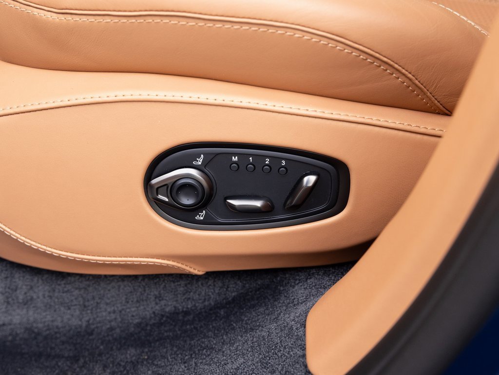 New 2025 Aston Martin DBX 707 image 20