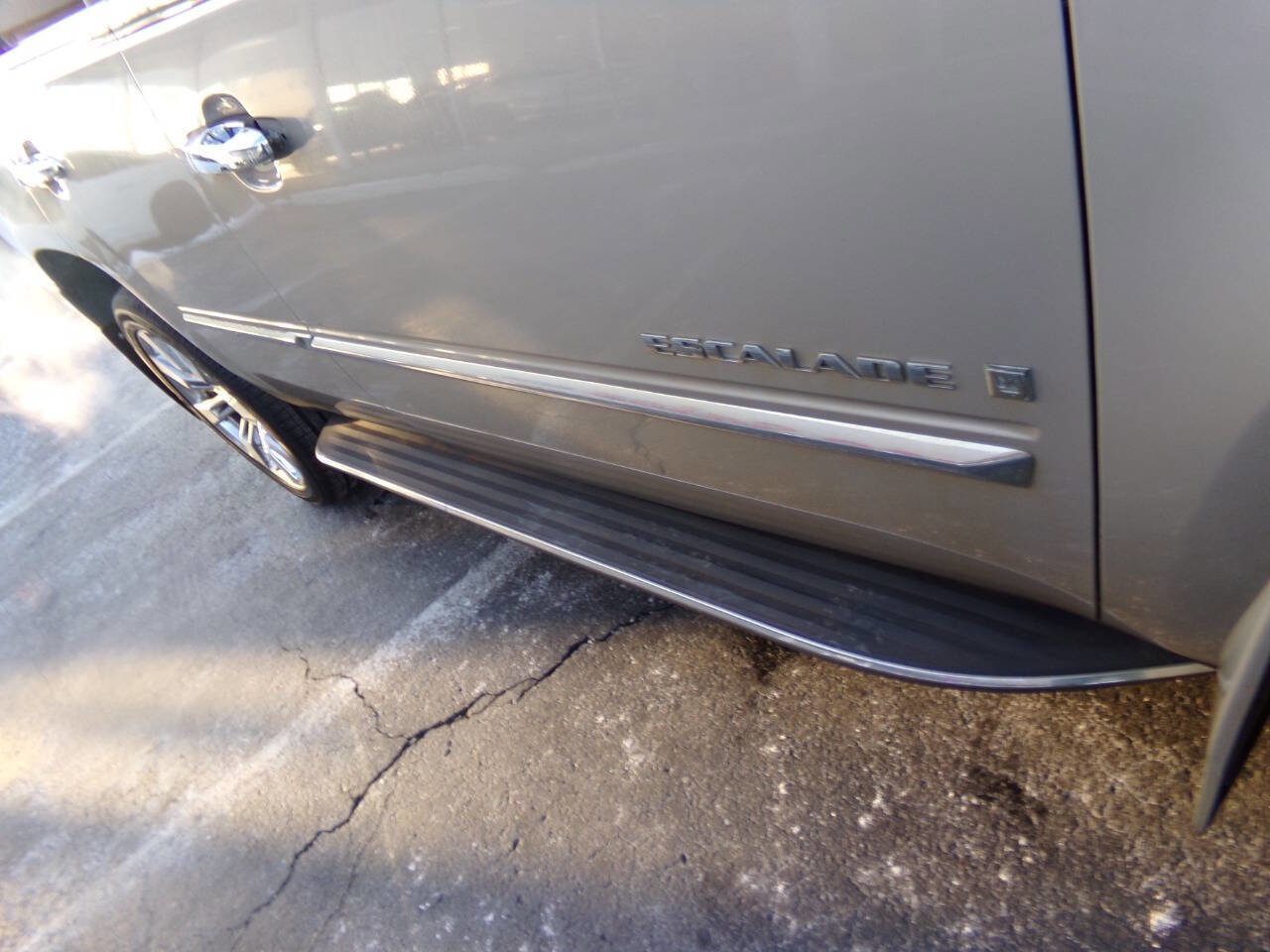 Used 2007 Cadillac Escalade AWD image 49