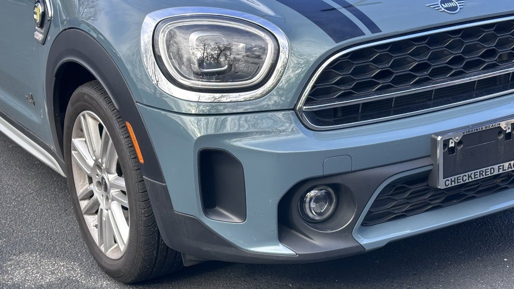 Used 2023 MINI Cooper Countryman SE w/ Signature Upholstery Package image 2