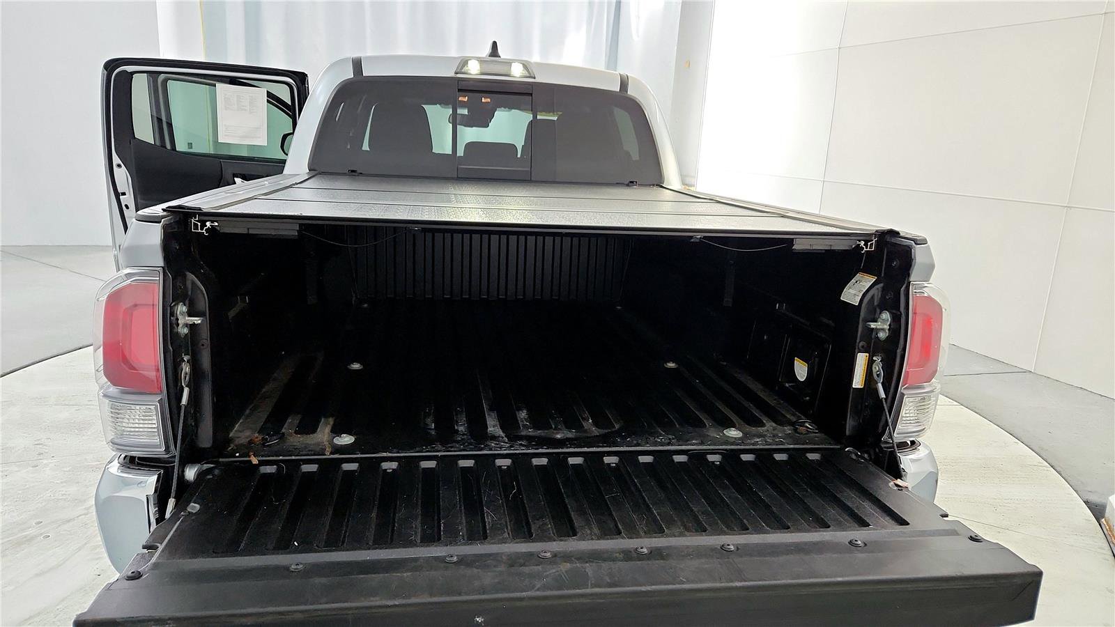 Certified 2023 Toyota Tacoma TRD Off-Road image 20