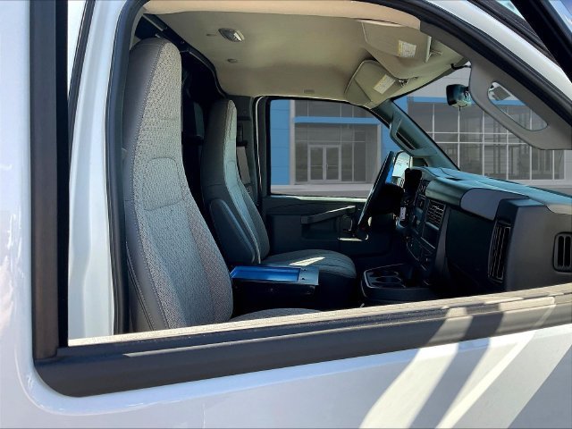 New 2026 Chevrolet Express 2500 w/ Driver Convenience Package RWD image 13