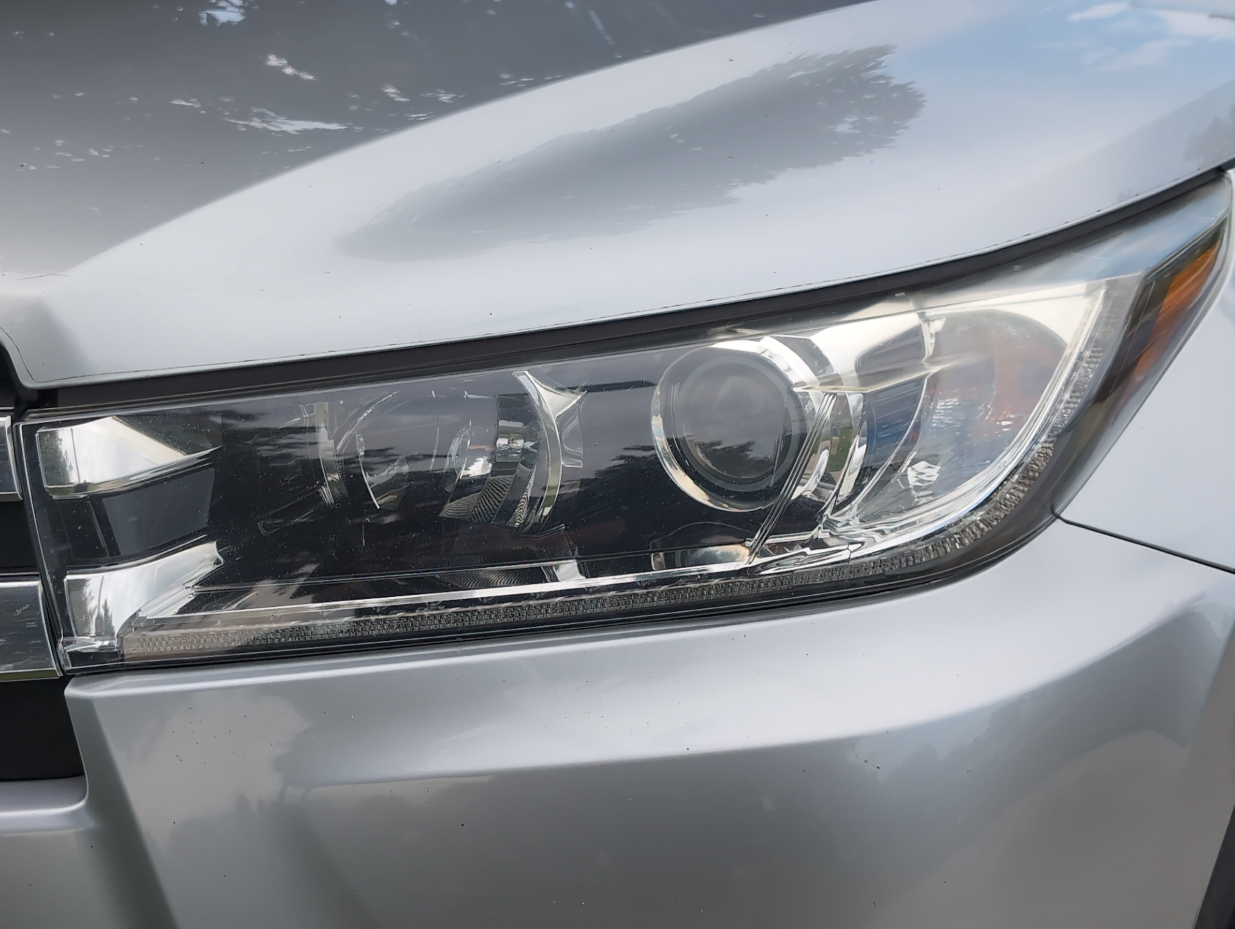 Used 2019 Toyota Highlander Limited Platinum FWD image 6