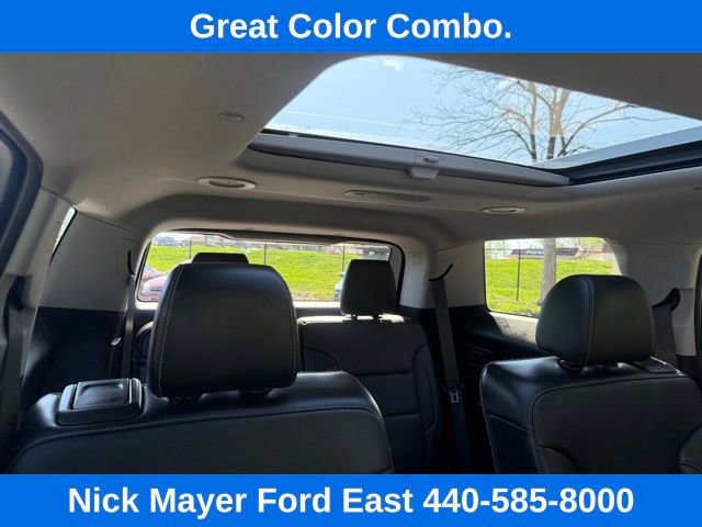 Used 2021 GMC Acadia SLT FWD image 28