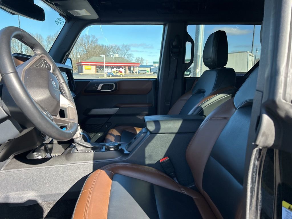 Used 2023 Ford Bronco Outer Banks image 12
