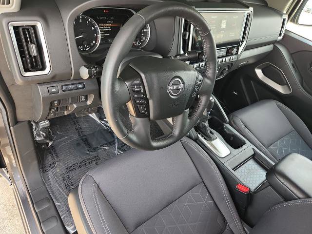Certified 2025 Nissan Frontier SV w/ SV Convenience Package image 11