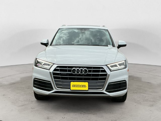 Used 2020 Audi Q5 Premium Plus AWD/4WD image 2