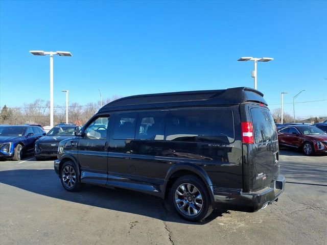 New 2026 GMC Savana 2500 w/ Driver Convenience Package image 9