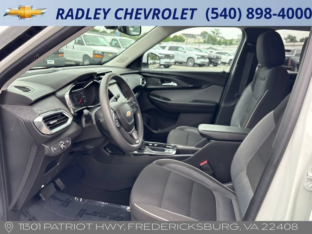 Certified 2023 Chevrolet TrailBlazer LT w/ Convenience Package FWD image 5