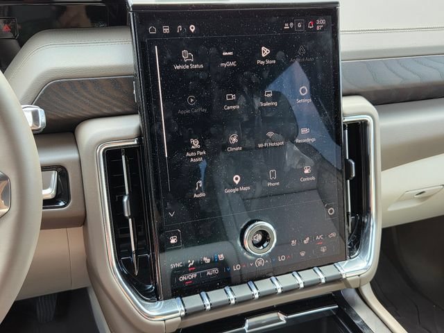 New 2026 GMC Yukon Denali w/ Denali Reserve Package AWD/4WD image 10