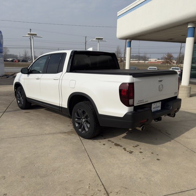 Certified 2023 Honda Ridgeline Sport image 3