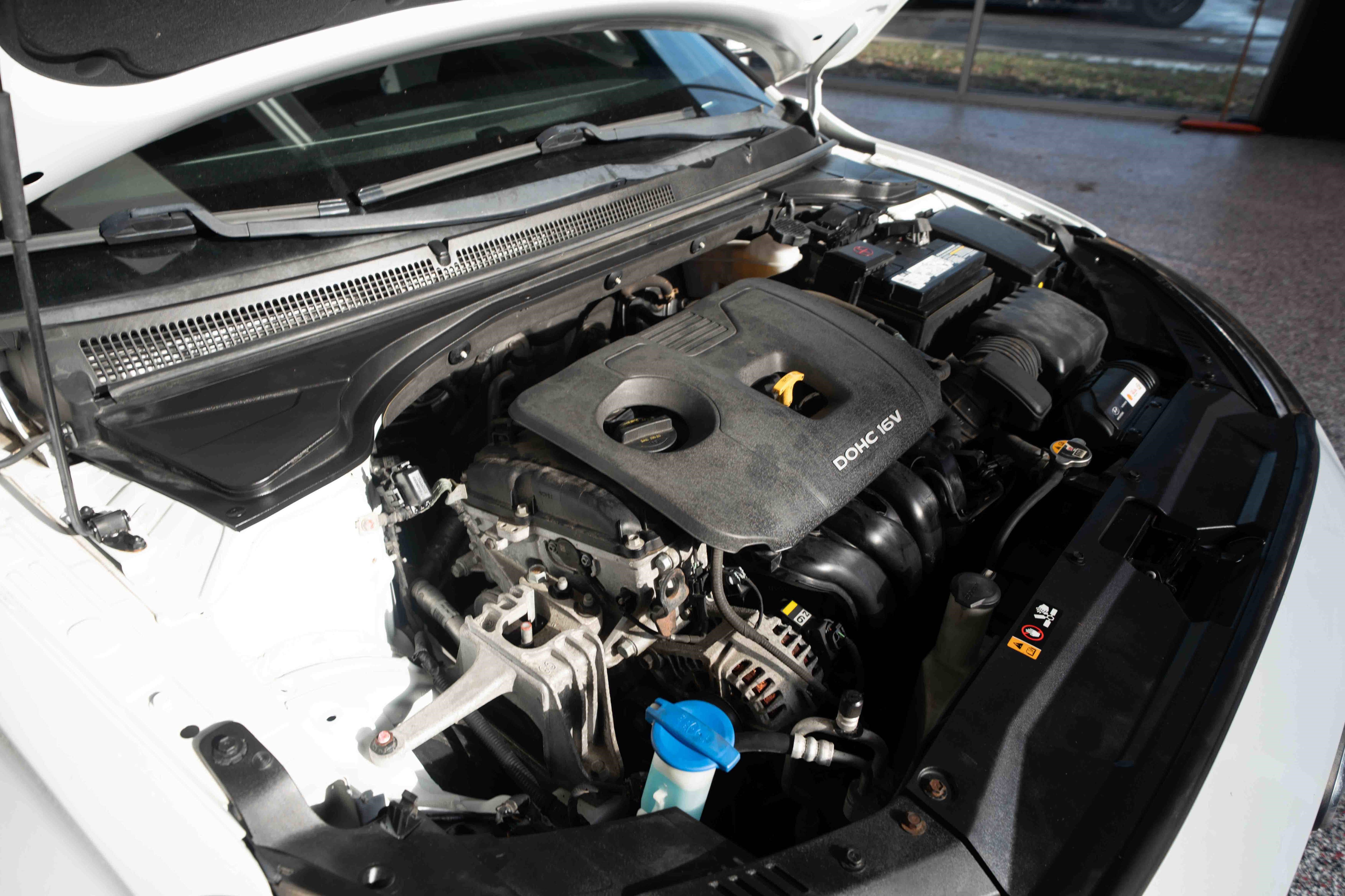 Used 2019 Hyundai Veloster 2.0 Premium image 31