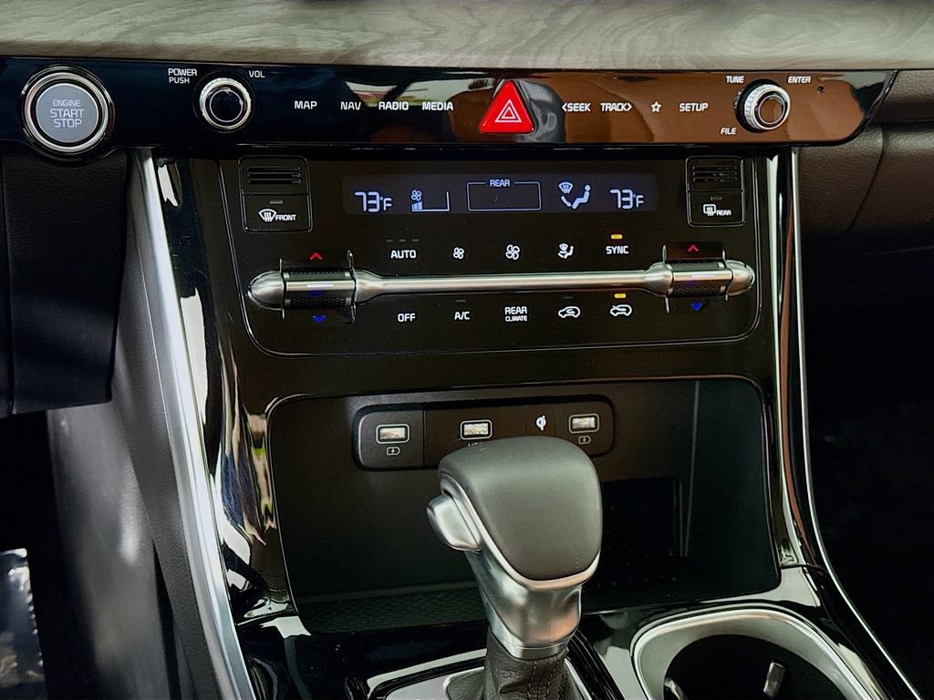 Used 2024 Kia Carnival SX FWD image 8