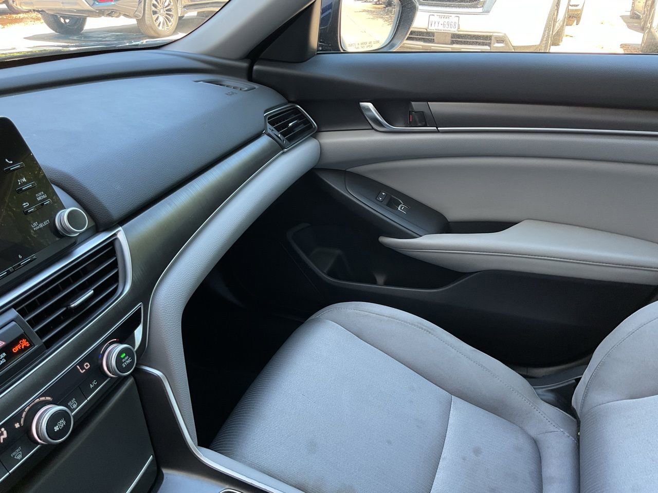 Used 2019 Honda Accord LX image 35