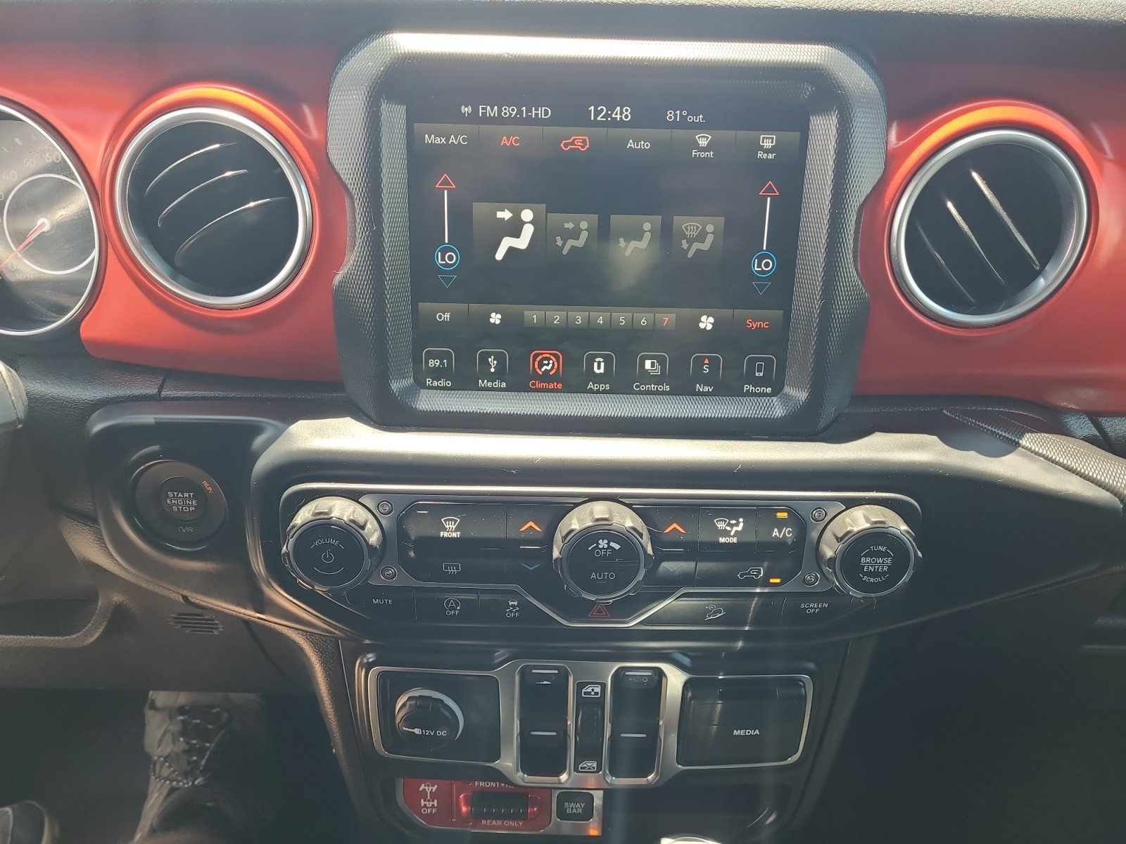 Used 2019 Jeep Wrangler Unlimited Rubicon AWD/4WD image 18