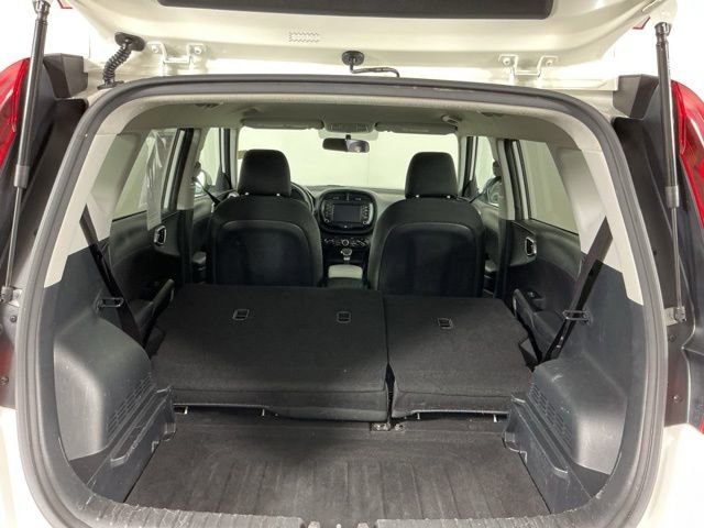 Used 2020 Kia Soul LX image 26