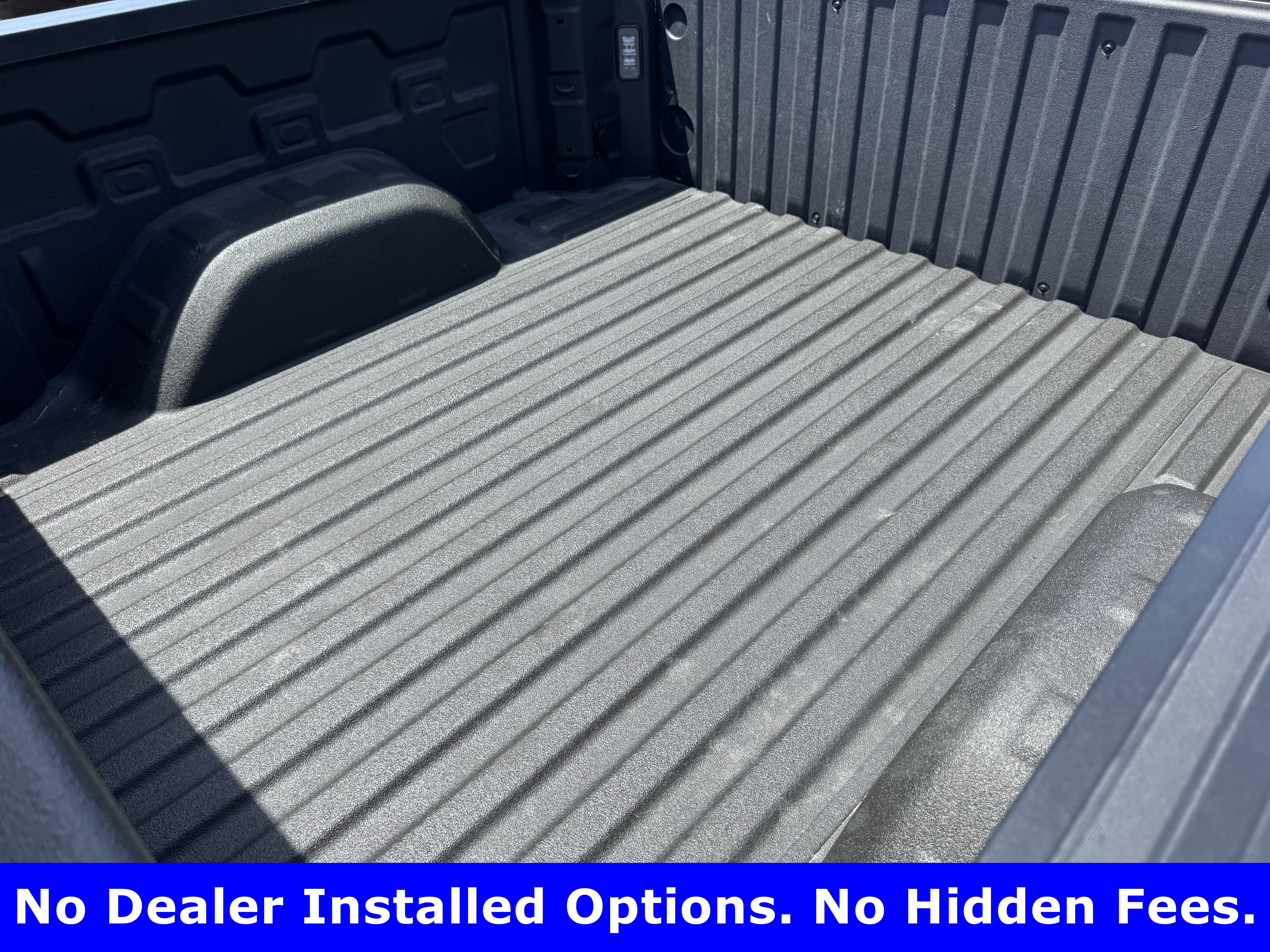 Used 2025 Chevrolet Silverado 1500 Custom Trail Boss AWD/4WD image 25