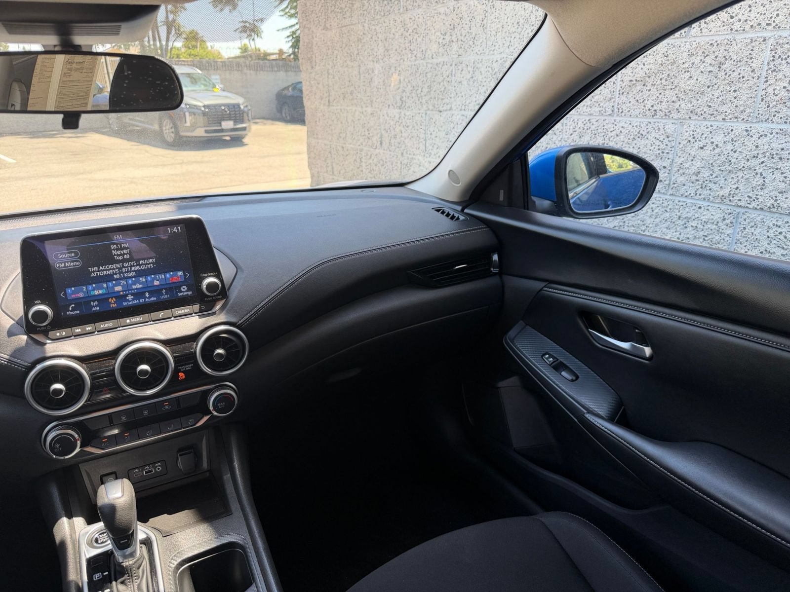Used 2025 Nissan Sentra SV FWD image 33