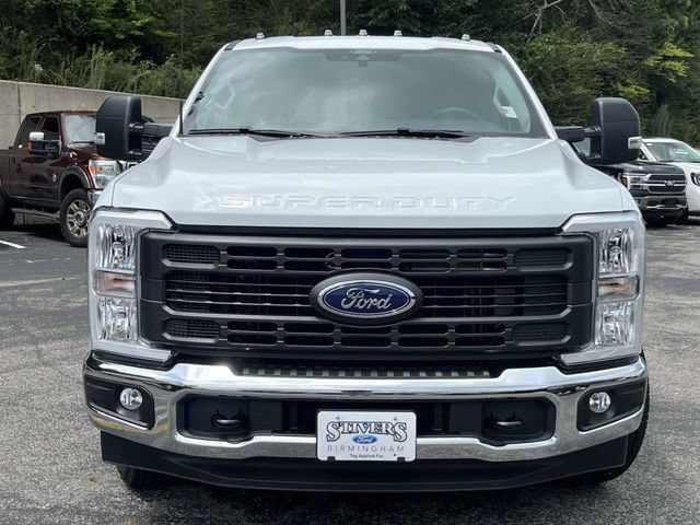 Certified 2026 Ford F250 XL w/ XL Chrome Package RWD image 9