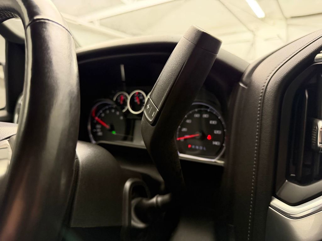 Used 2020 Chevrolet Silverado 1500 LT Trail Boss AWD/4WD image 27