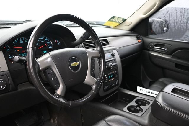 Used 2013 Chevrolet Avalanche LT w/ Suspension Package, Off-Road AWD/4WD image 21