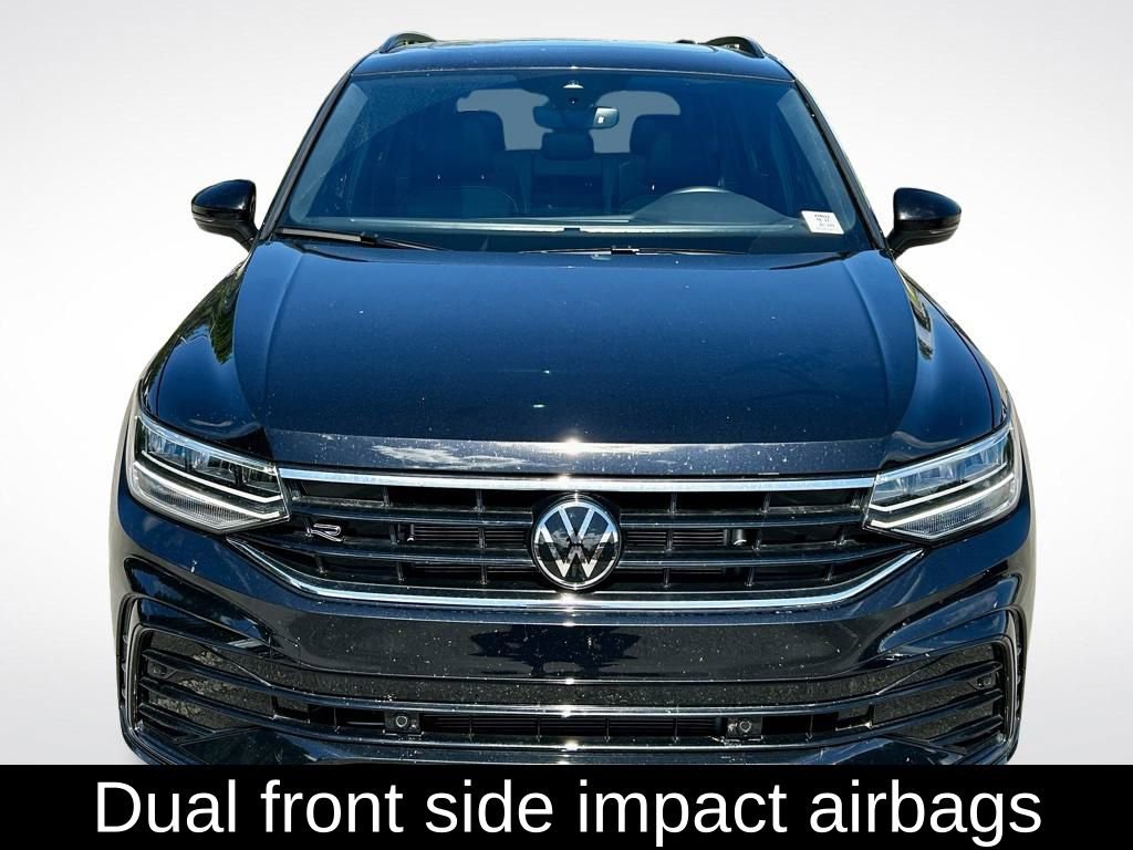 Certified 2024 Volkswagen Tiguan SE R-Line image 8
