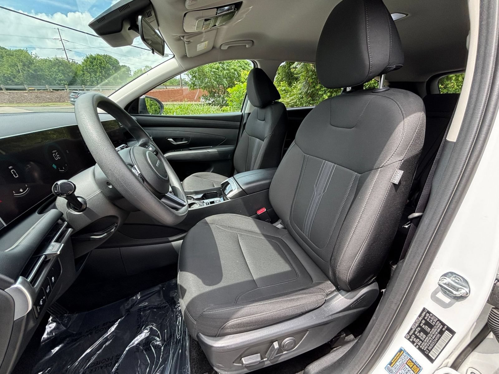 Used 2025 Hyundai Tucson SEL FWD image 33