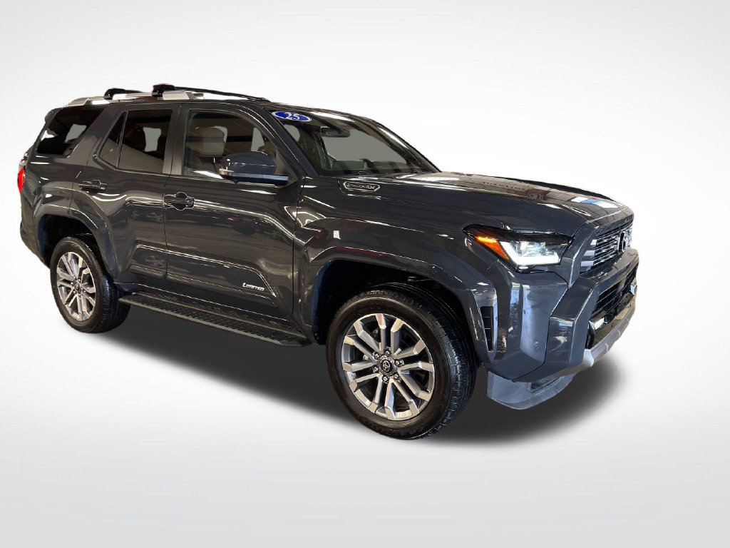 Certified 2025 Toyota 4Runner Limited w/ Tow Technology Package AWD/4WD image 7