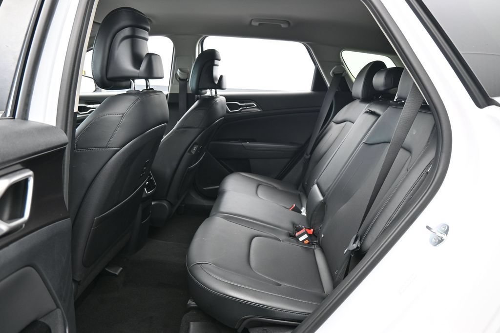 Used 2025 Kia Sportage EX FWD image 33