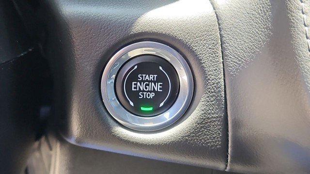 Used 2023 Chevrolet Suburban LS RWD image 16