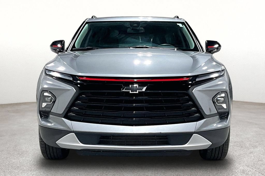 Used 2024 Chevrolet Blazer LT w/ Redline Edition FWD image 4