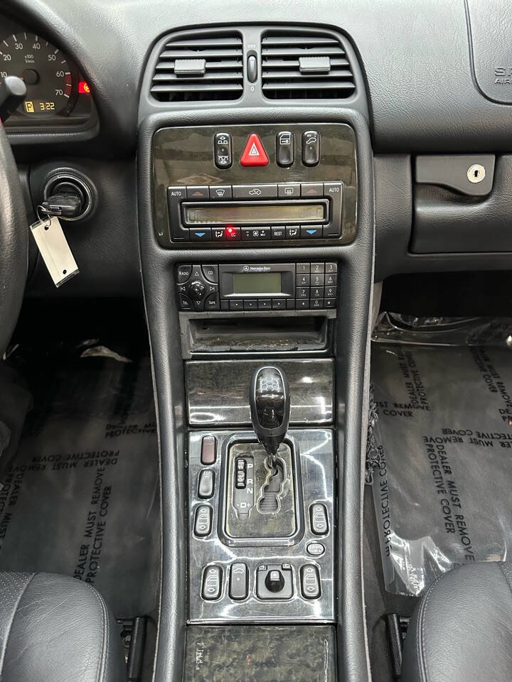 Used 2002 Mercedes-Benz CLK 430 Cabriolet image 22