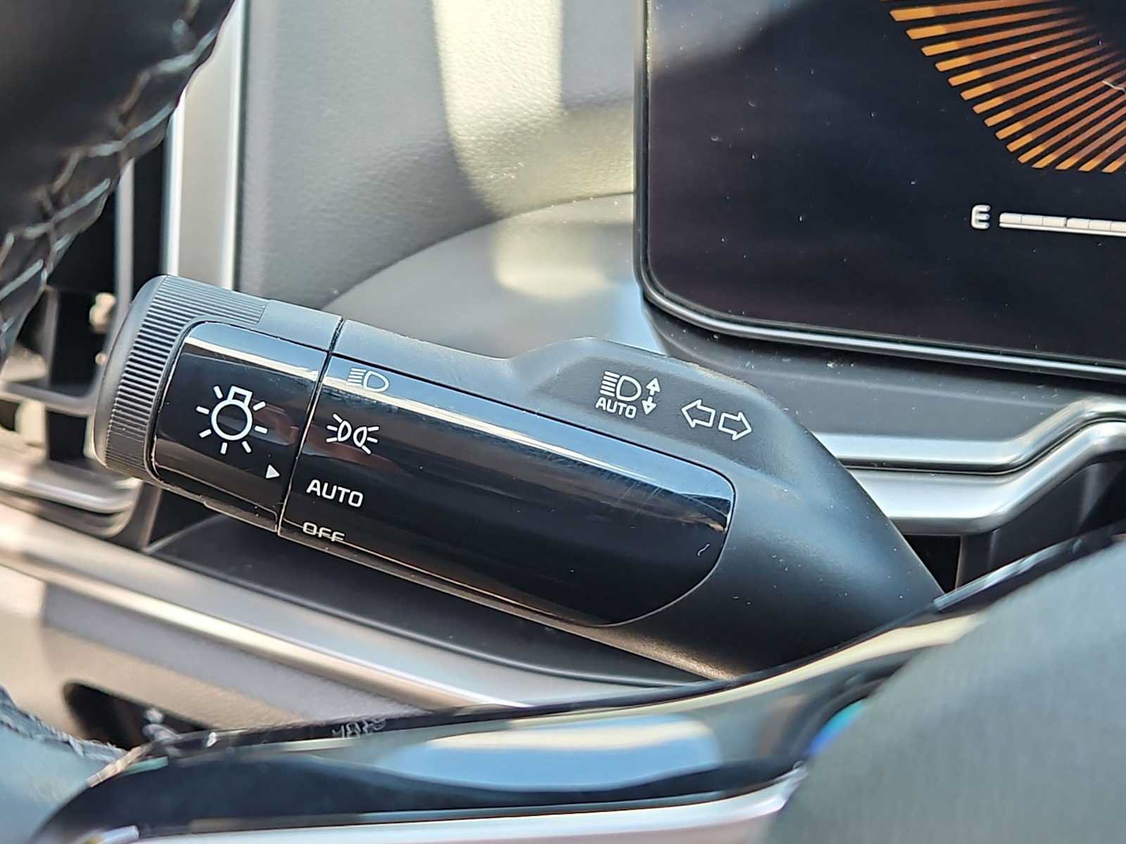 Certified 2025 Kia Sorento S FWD image 25