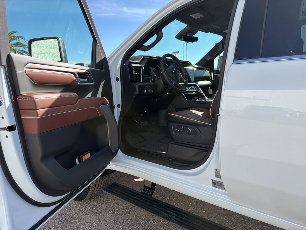 New 2026 GMC Sierra 2500 Denali Ultimate image 15