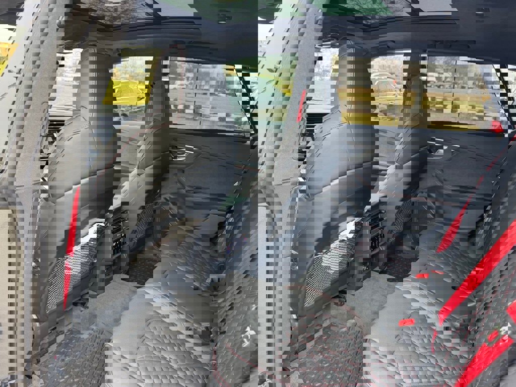 New 2026 Audi SQ8 Prestige image 23