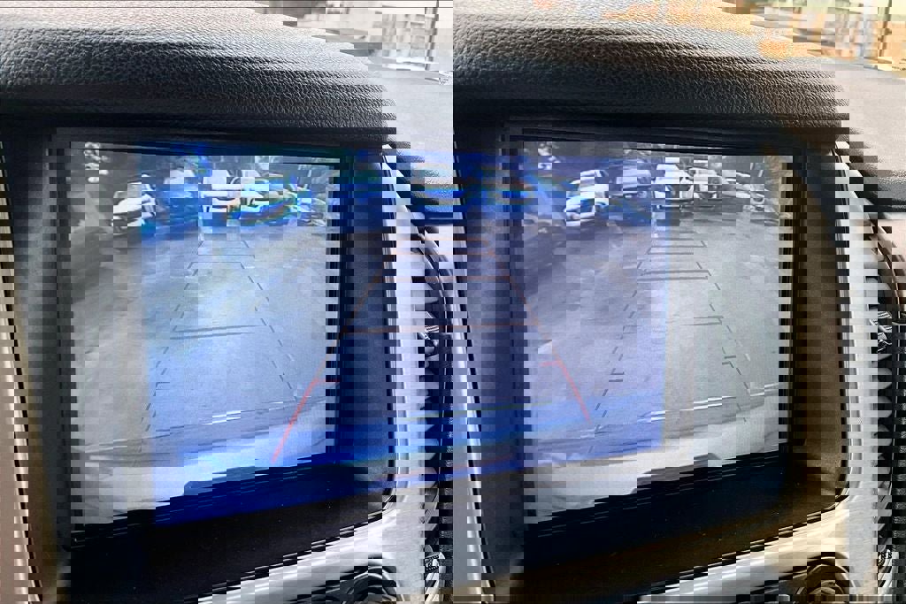 Used 2018 GMC Yukon Denali w/ Open Road Package image 24