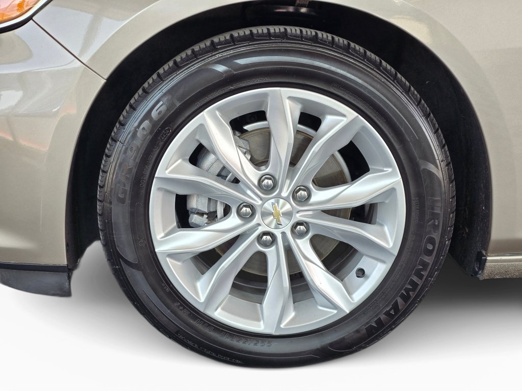 Used 2024 Chevrolet Malibu LT FWD image 11