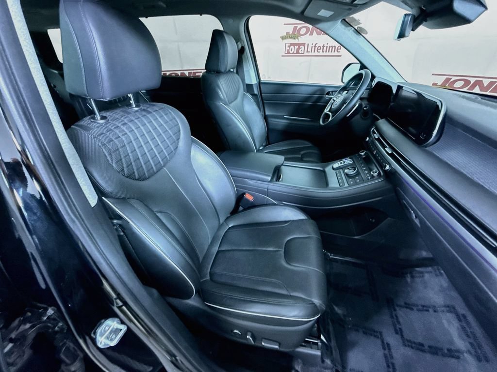 Used 2024 Hyundai Palisade Limited AWD/4WD image 35