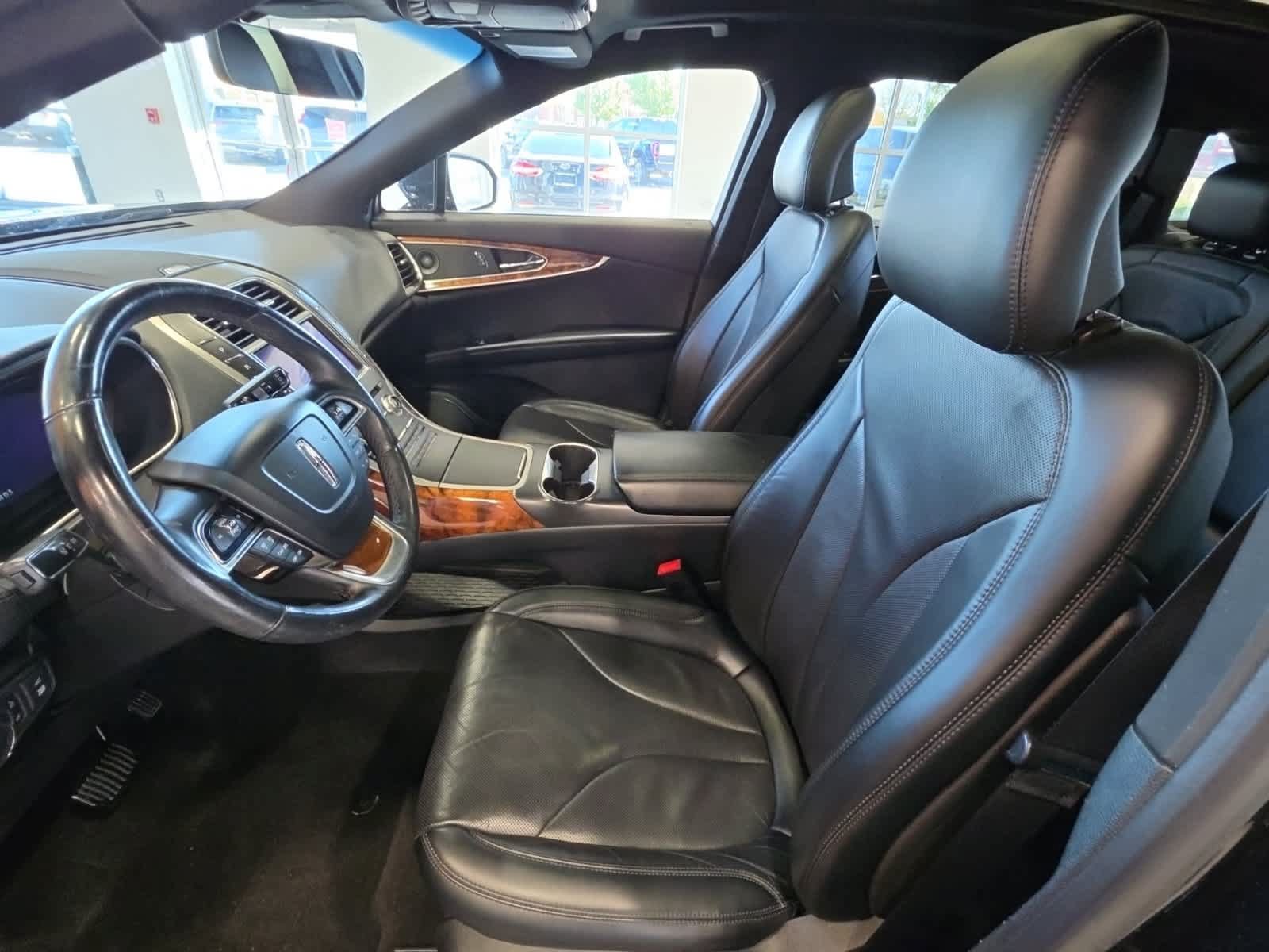 Used 2019 Lincoln Nautilus Reserve AWD/4WD image 18