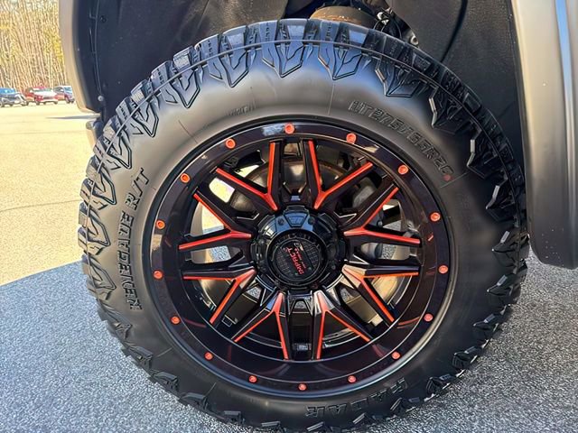 Used 2021 Chevrolet Silverado 1500 LT Trail Boss w/ Convenience Package II image 18