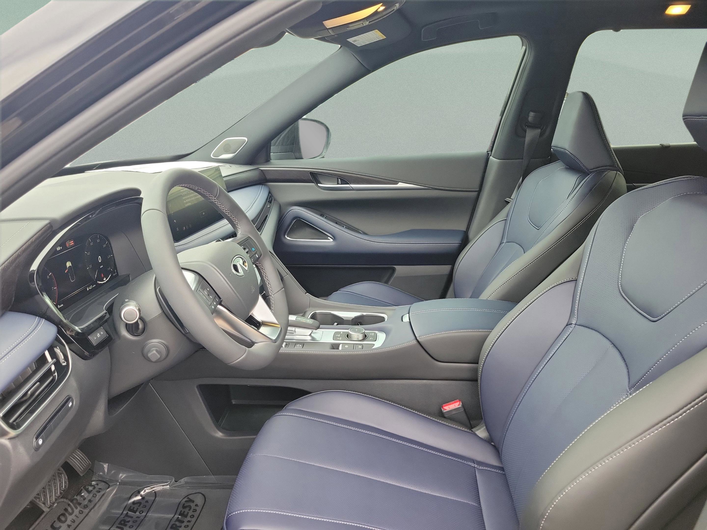 New 2026 INFINITI QX60 Sport w/ Dark Cargo Package image 19