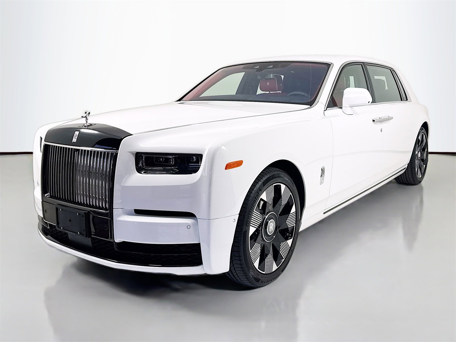 Certified 2024 Rolls-Royce Phantom Extended Wheelbase image 3