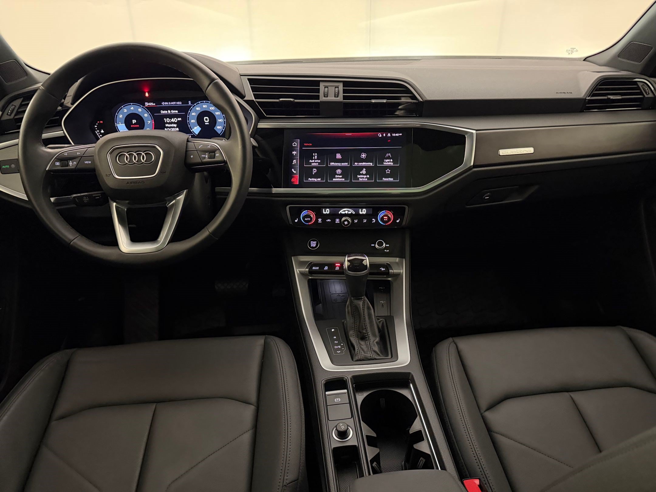 Used 2024 Audi Q3 2.0T Premium w/ Convenience Package AWD/4WD image 16