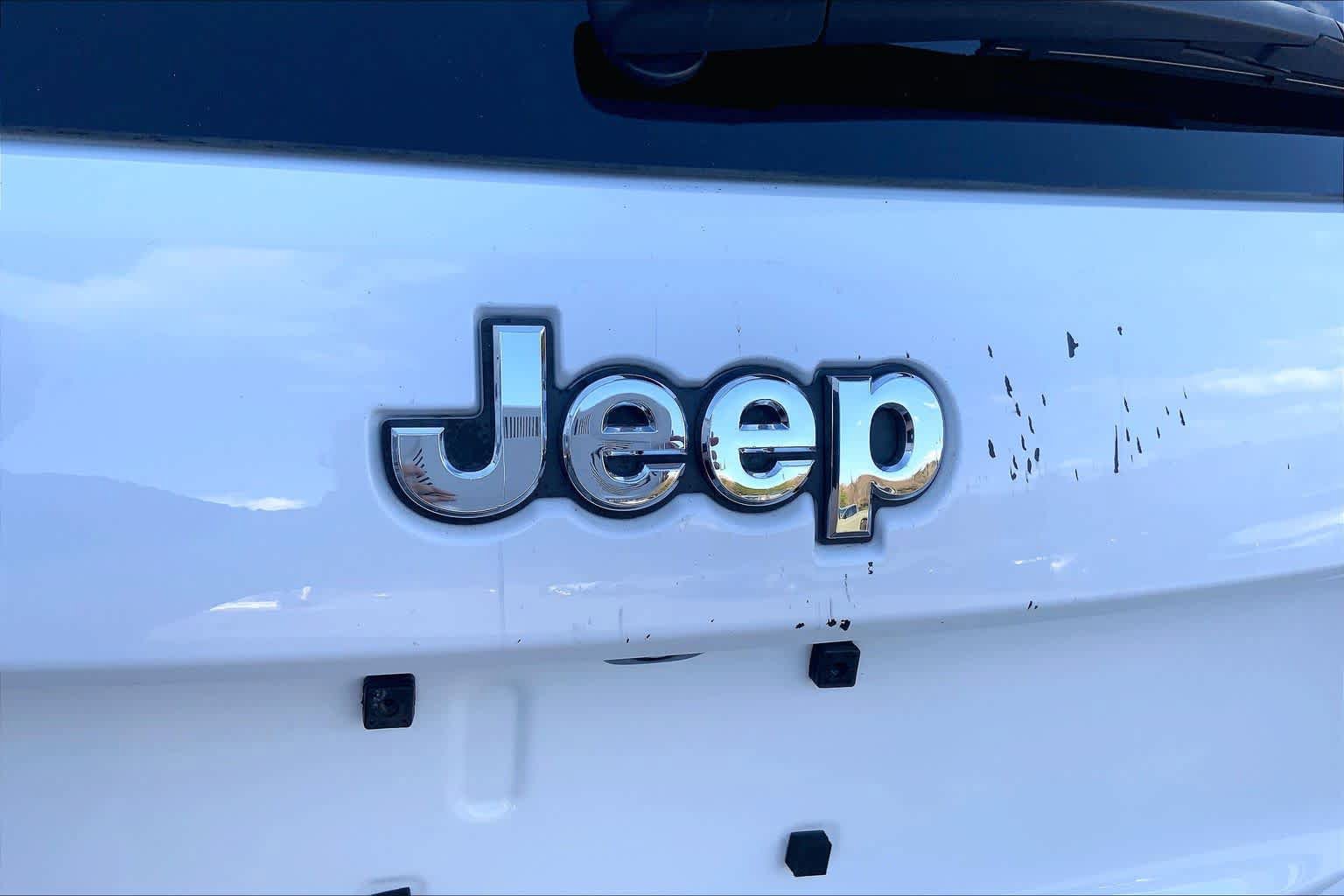 Used 2019 Jeep Grand Cherokee Limited AWD/4WD image 33