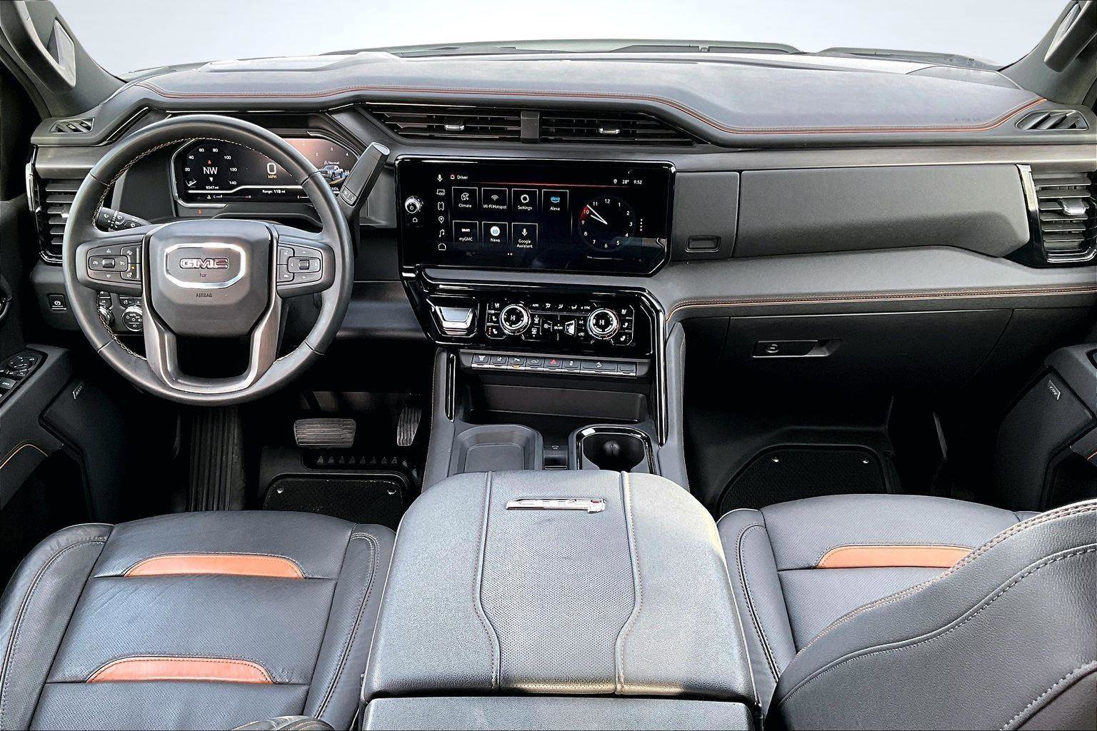 Used 2025 GMC Sierra 3500 AT4 w/ AT4 Premium Plus Package image 18