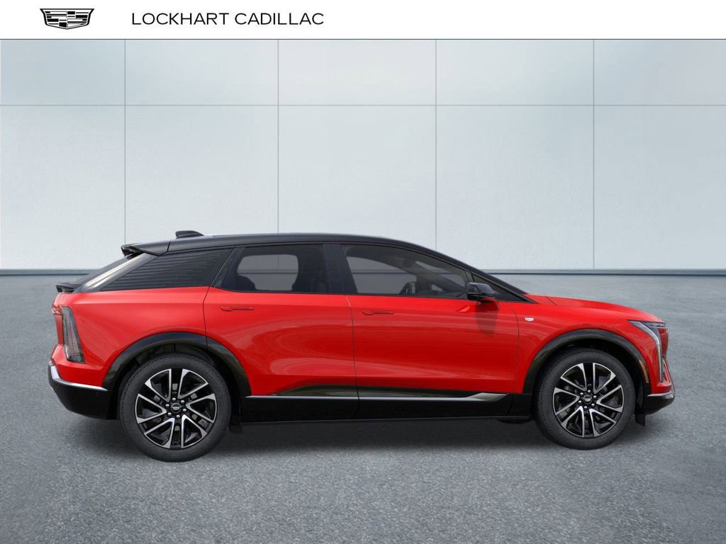 New 2025 Cadillac Optiq Sport 1 w/ LPO, Floor Liner Package image 5